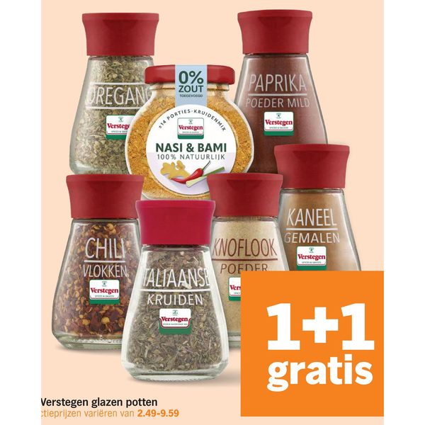Glazen potten kruiden en specerijen
