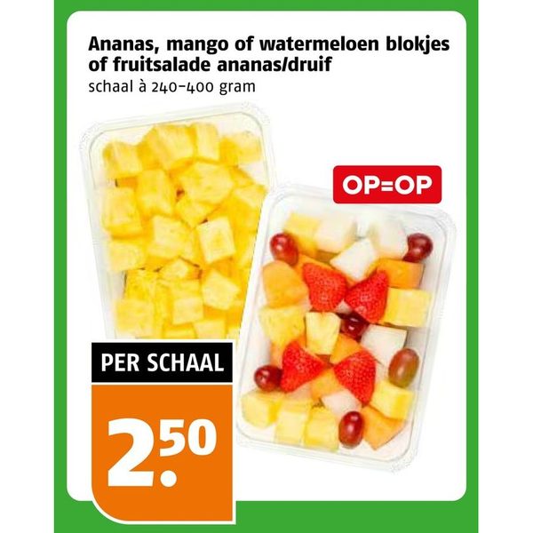 Ananas, mango of watermeloen blokjes of fruitsalade ananas/druif