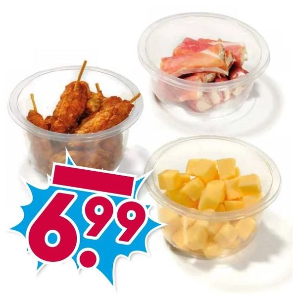 Borrelhapjes (mix van kip, kaas en vlees)
