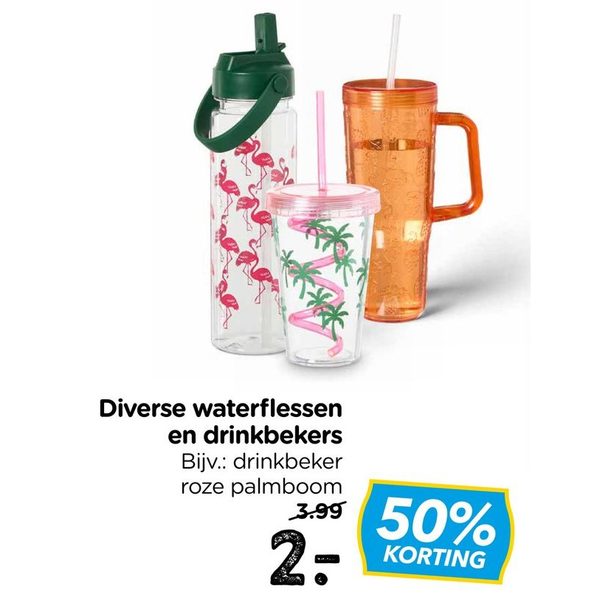 Diverse waterflessen en drinkbekers